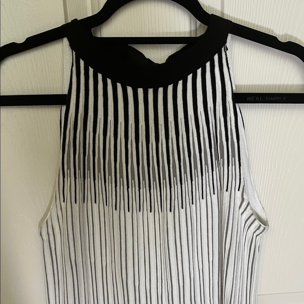WHBM Black and White Knit Halter Women's Top Size S - Picture 3 of 8